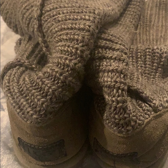 Ugg Grey Cardy Boots Size 8 - Picture 2 of 5